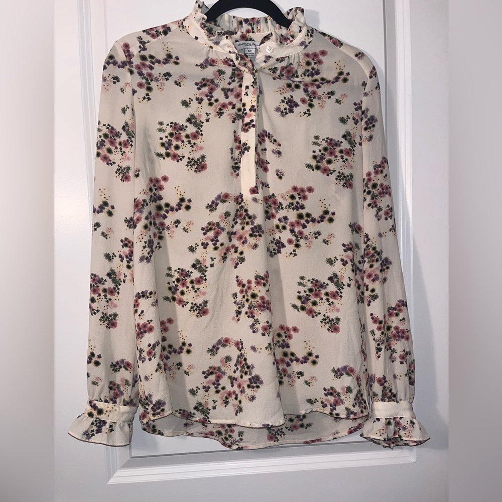 Carolina Belle Montreal Blouse Size Small Top Long Flare Sleeves Floral V-Neck